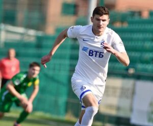 Тимур Мелекесцев играет за Динамо